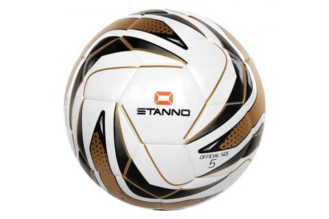 stanno punto ball jalkapallo
